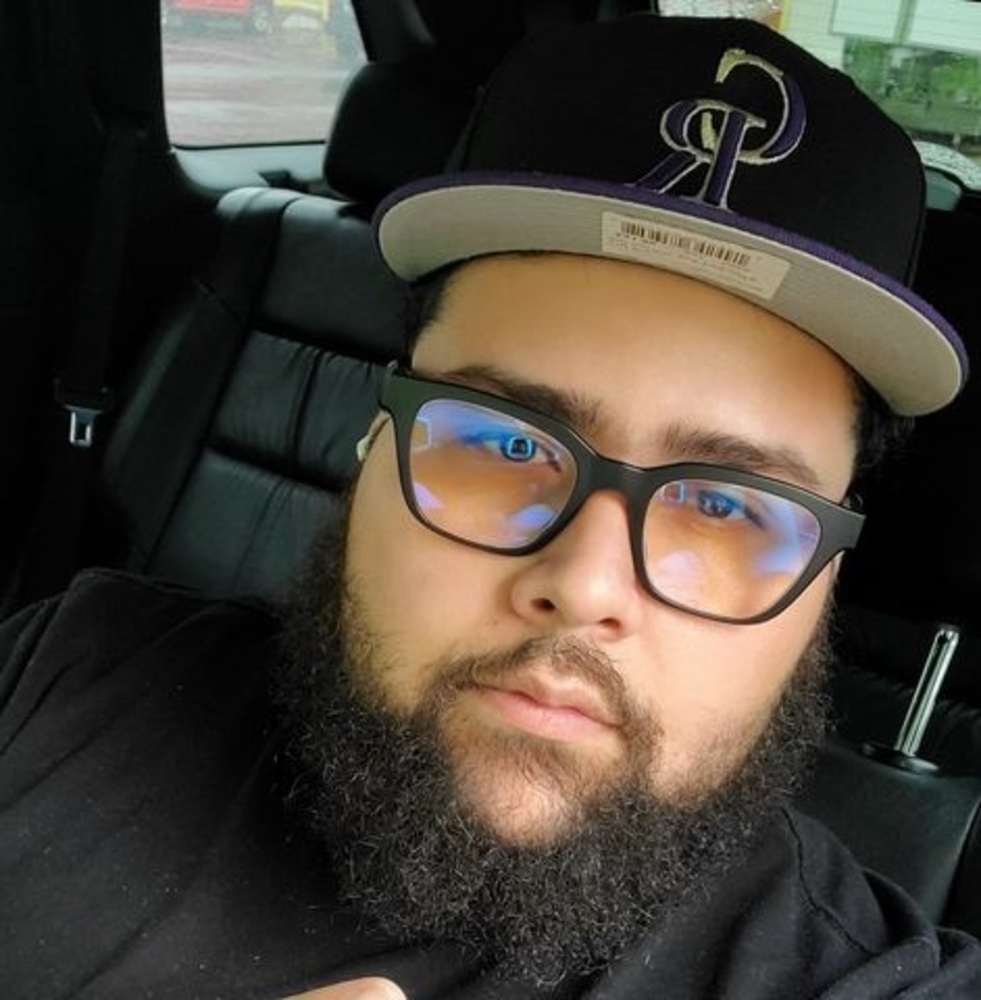 Meet your Posher, Lito